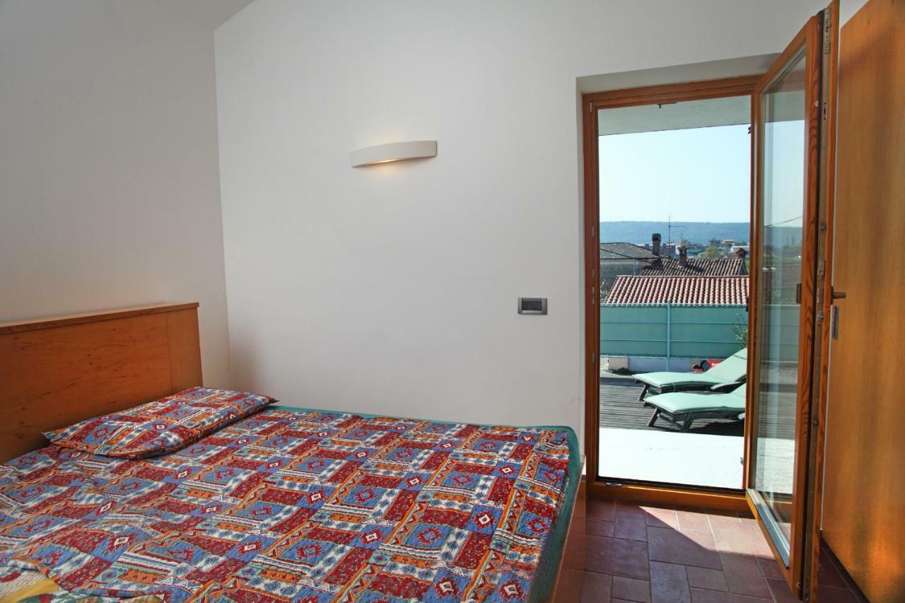 Spacious Villa In Parecag With A Swimming Pool Sečovlje エクステリア 写真