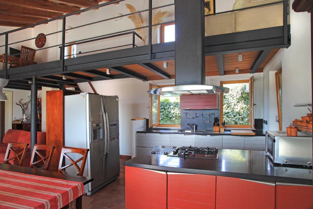 Spacious Villa In Parecag With A Swimming Pool Sečovlje エクステリア 写真