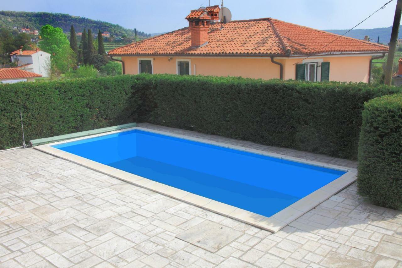 Spacious Villa In Parecag With A Swimming Pool Sečovlje エクステリア 写真