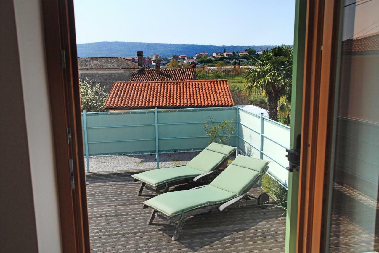 Spacious Villa In Parecag With A Swimming Pool Sečovlje エクステリア 写真